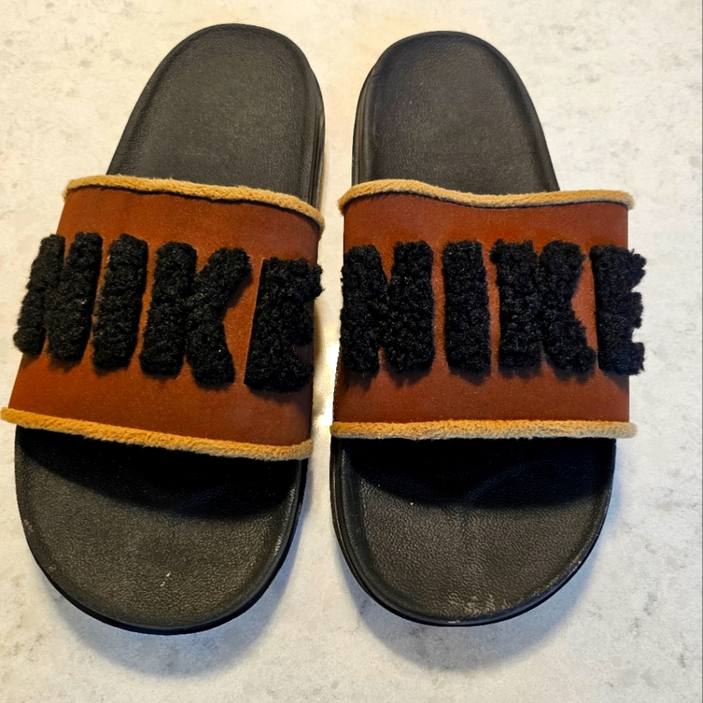 Nike Black and Tan Fuzzy Slides